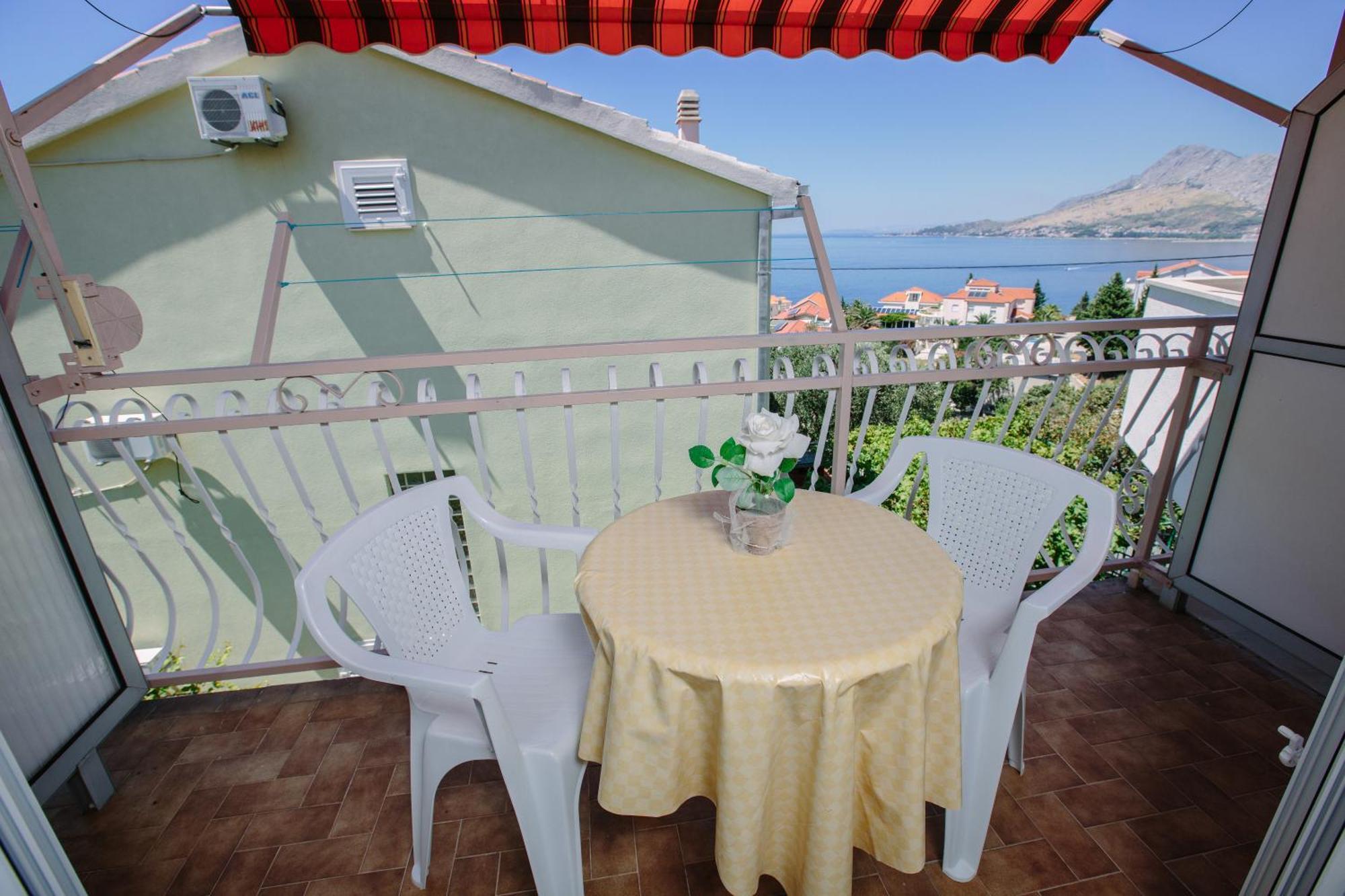 Apartmani Miljak Omiš Cameră foto
