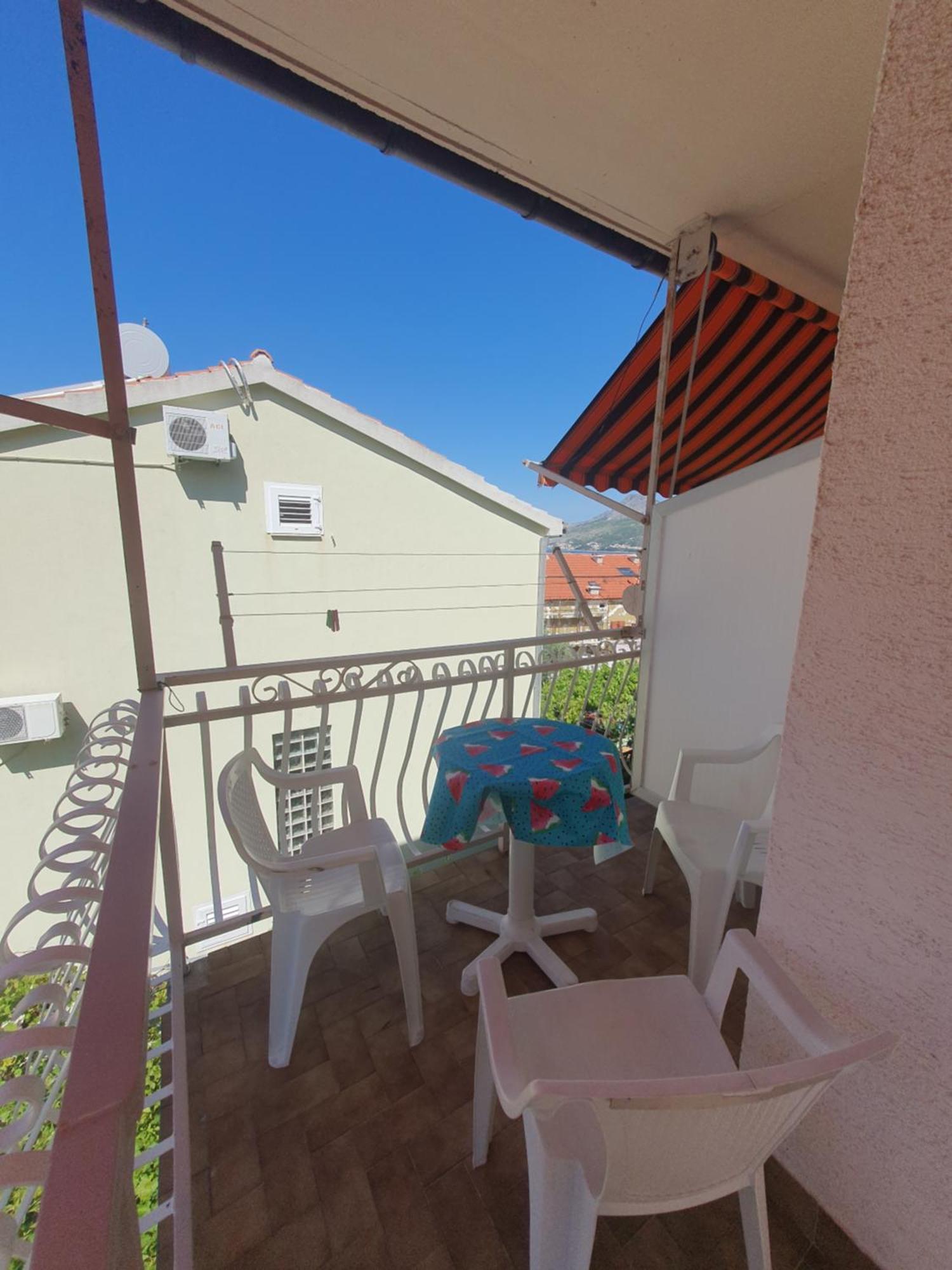 Apartmani Miljak Omiš Cameră foto