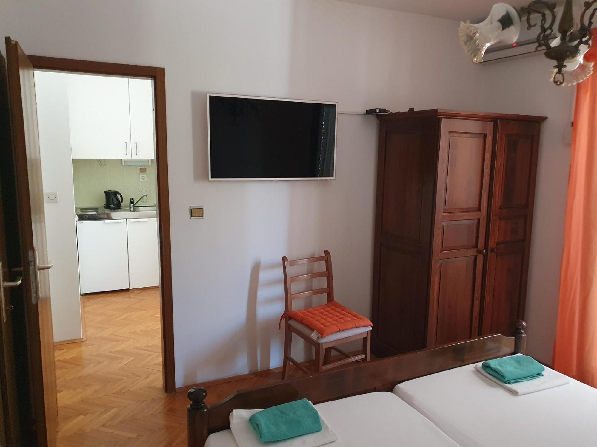 Apartmani Miljak Omiš Cameră foto